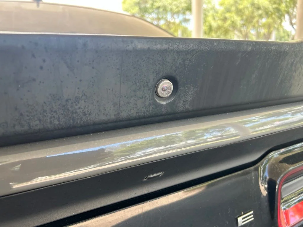 Used 2019 Gray Dodge SXT image 17