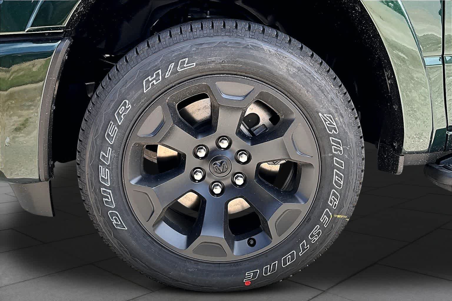 New 2026 Serrano-Green Metallic Exterior Paint RAM Big Horn image 11