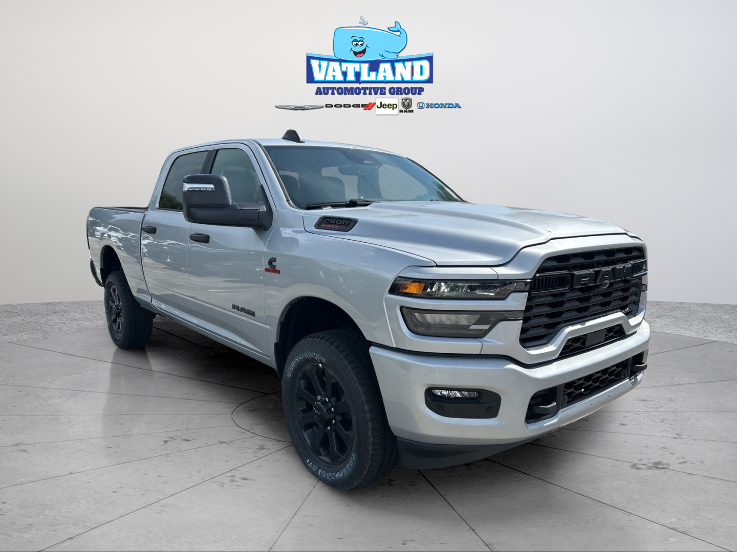 New 2026 Silver-Zynith Exterior Paint RAM Big Horn image 7