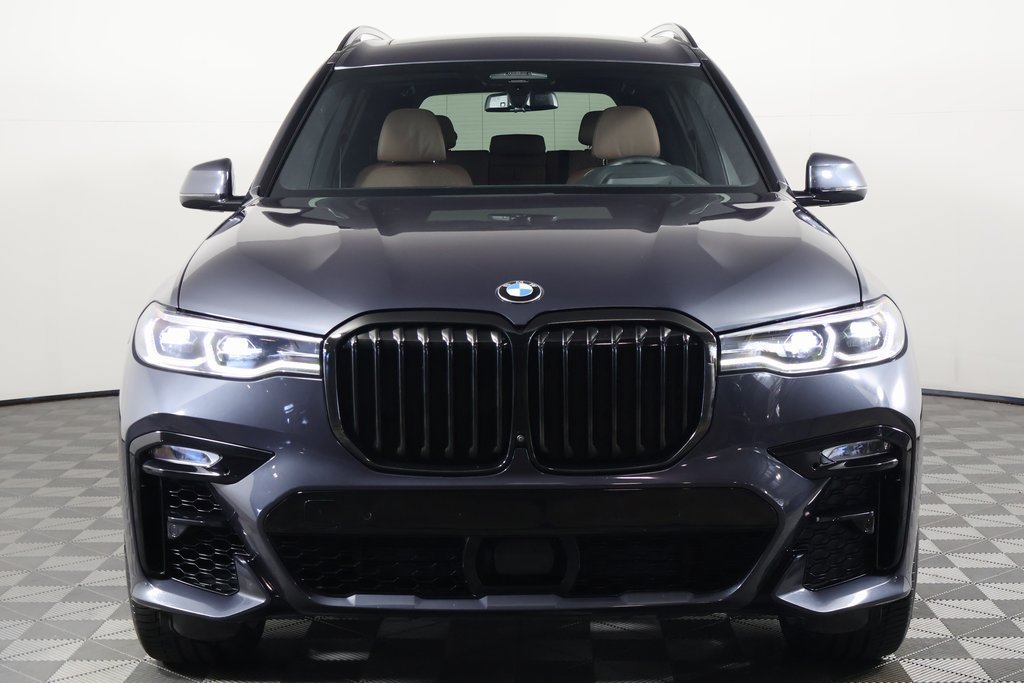 Certified Used 2022 Arctic Grey Metallic BMW xDrive40i image 2