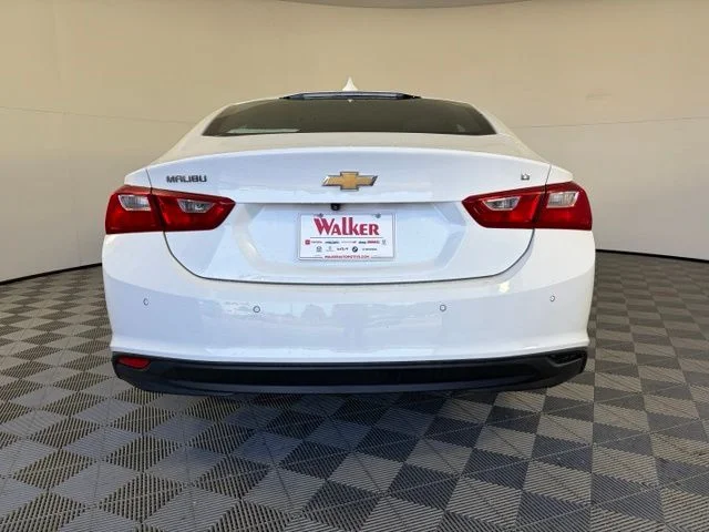 Used 2024 White Chevrolet LT image 6