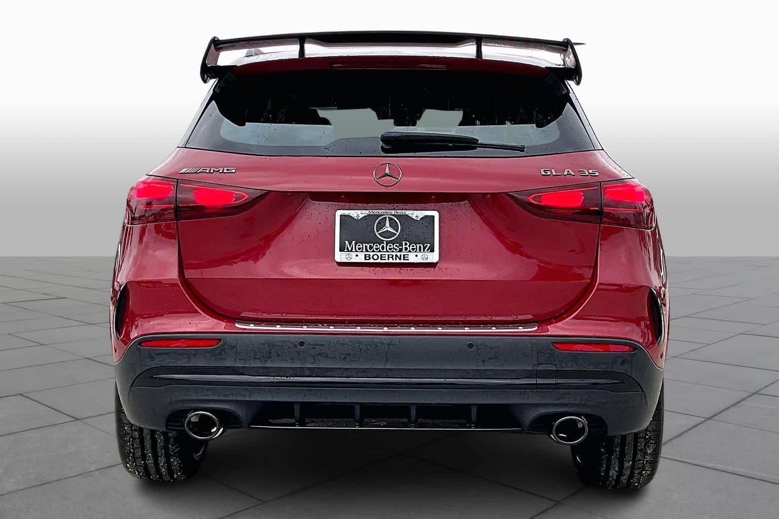 New 2026 MANUFAKTUR Patagonia Red Metallic Mercedes-Benz AMG® GLA 35 4MATIC® SUV image 4
