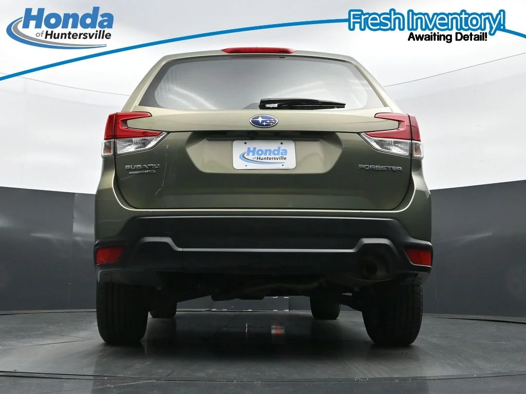 Used 2019 Jasper Green Metallic Subaru Base image 31