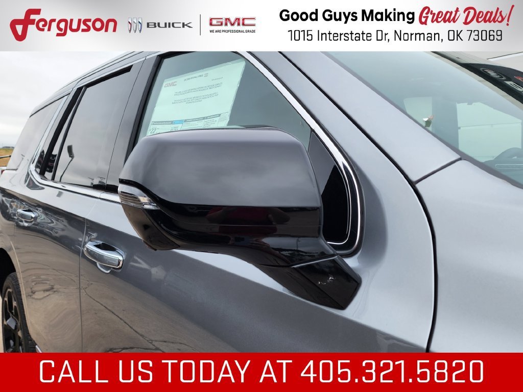 2026 GMC Yukon Denali Ultimate - Photo 10