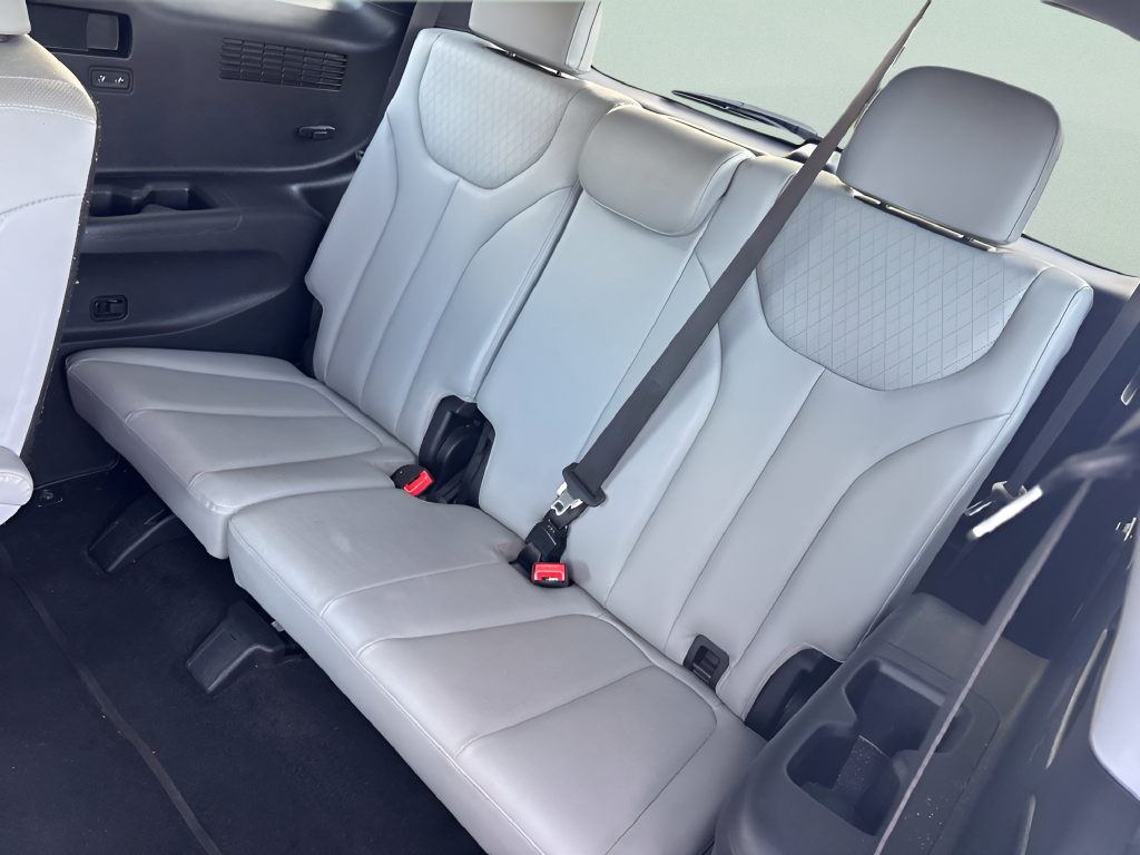 Certified Used 2022 Blue Hyundai SEL image 40