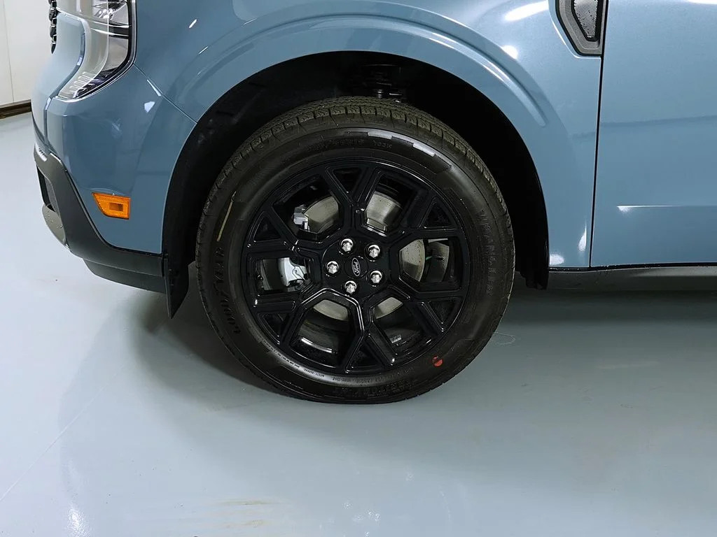 New 2026 Azure Gray Metallic Tri-Coat Ford XLT image 9