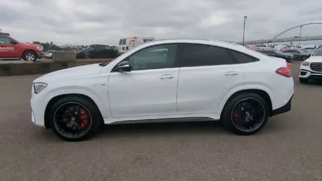 New 2026 MANUFAKTUR Moonlight White Metallic Mercedes-Benz AMG® GLE 63 S 4MATIC+ Coupe image 5