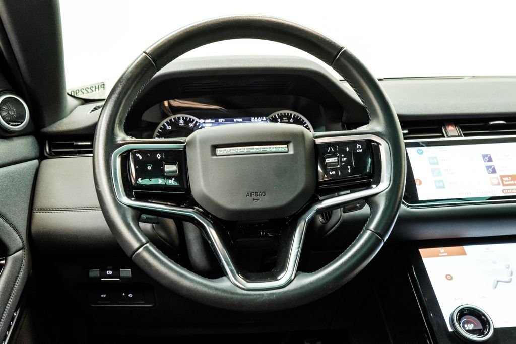 Used 2023 Black Land Rover R-Dynamic SE image 23