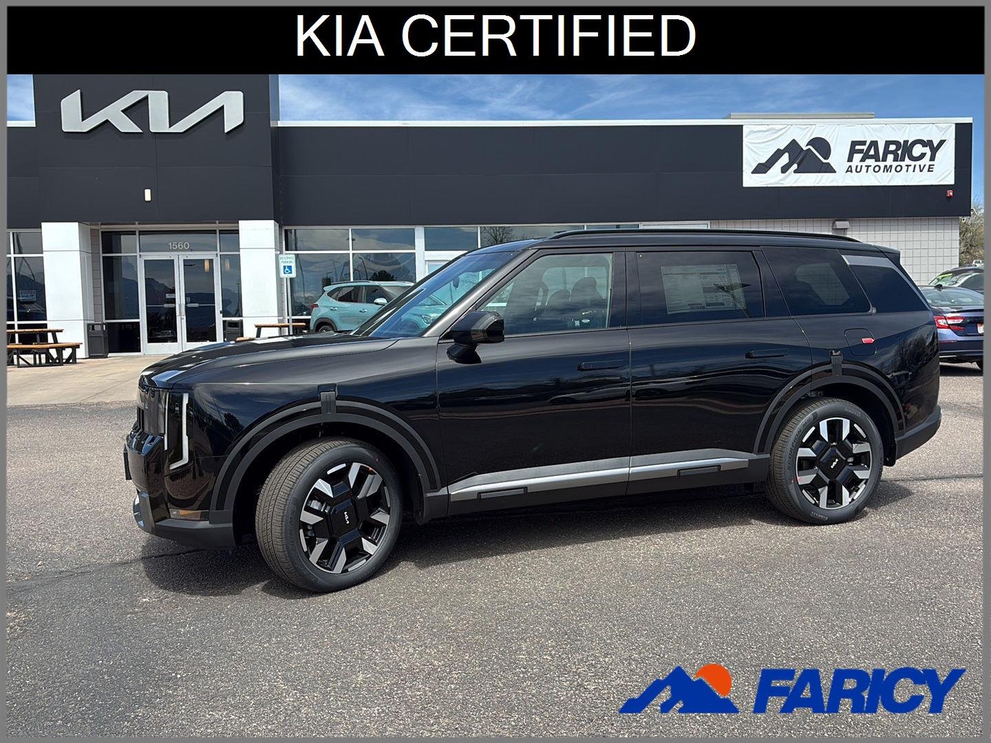 Used 2027 Ebony Black Kia S image 1