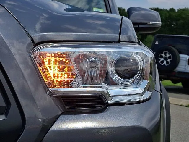 Certified Used 2023 MAGNETIC GRAY MET. Toyota  image 11