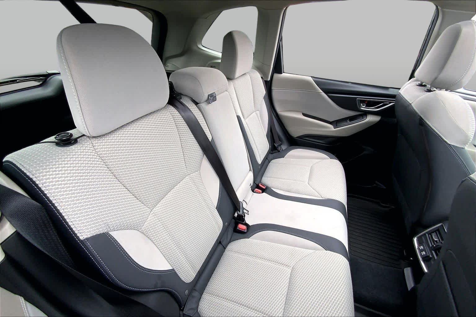 Used 2019 Crystal Black Silica Subaru Premium image 18