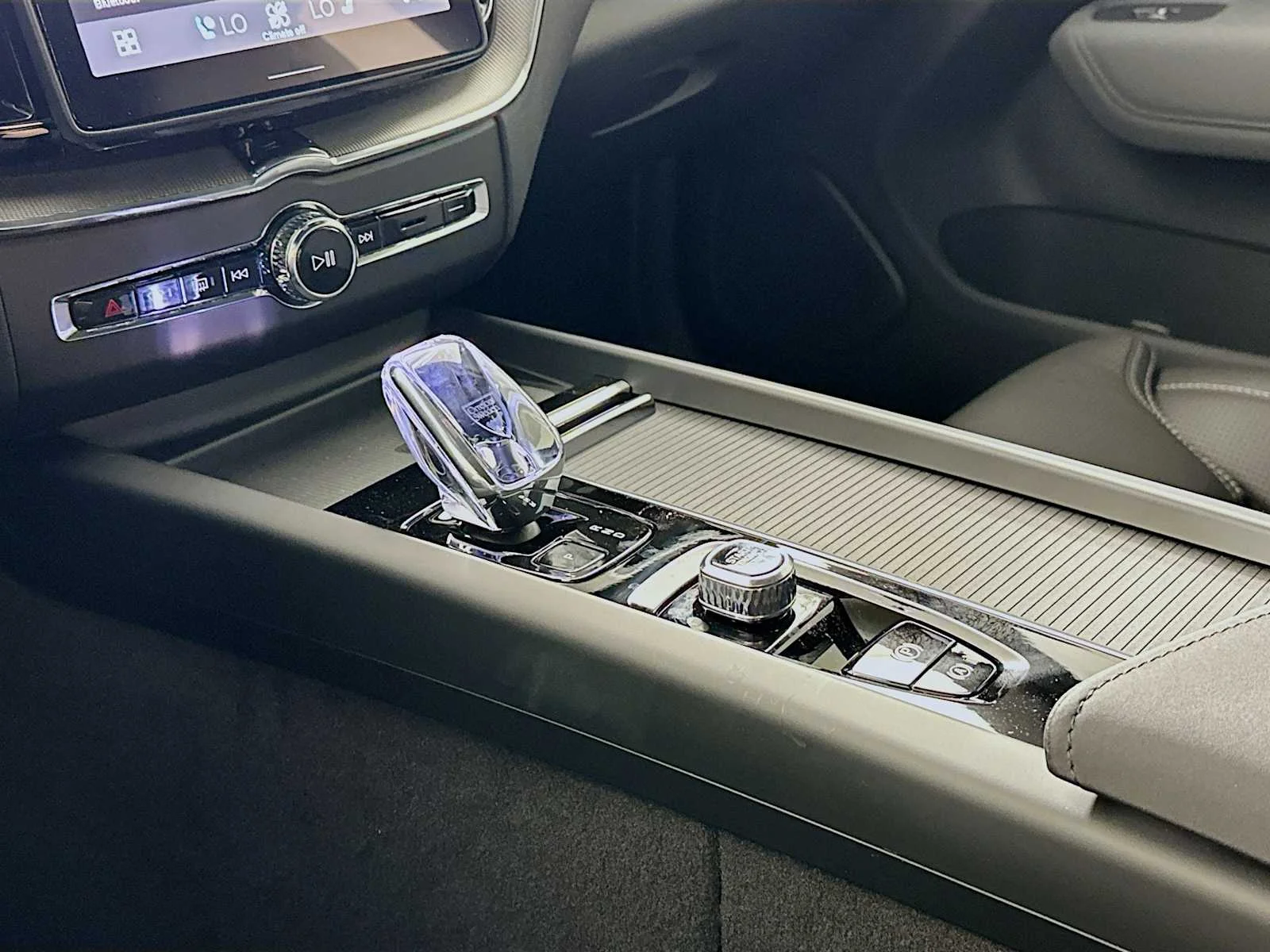 New 2026 Crystal White Volvo Ultra image 16