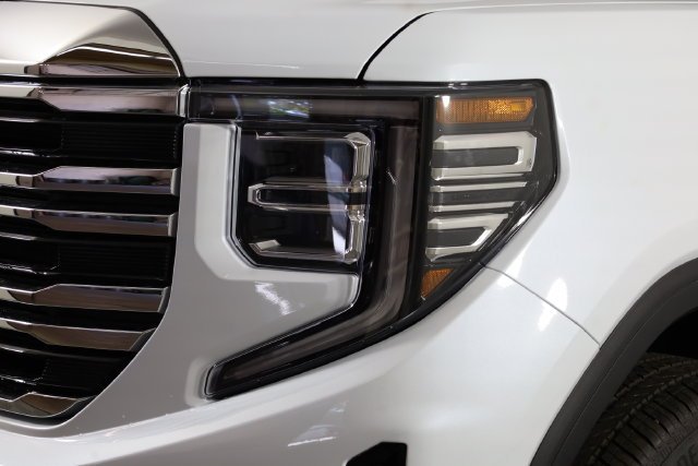 2026 GMC Sierra 1500 SLT - Photo 38