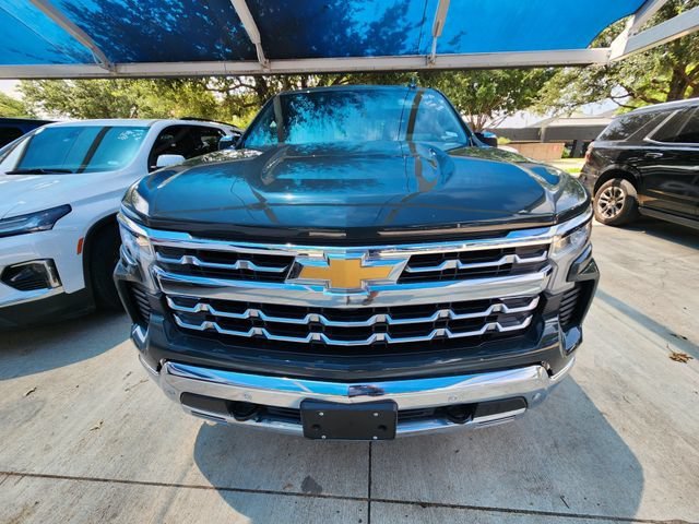 Used 2025 Cypress Gray Chevrolet LTZ image 2
