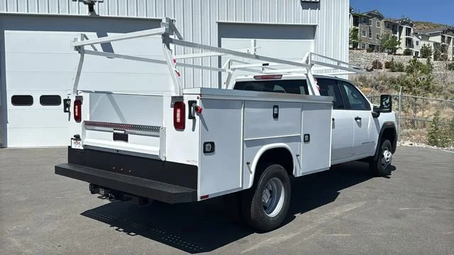 New 2026 Summit White GMC Pro image 3