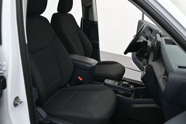Used 2025 White Ford XL image 30