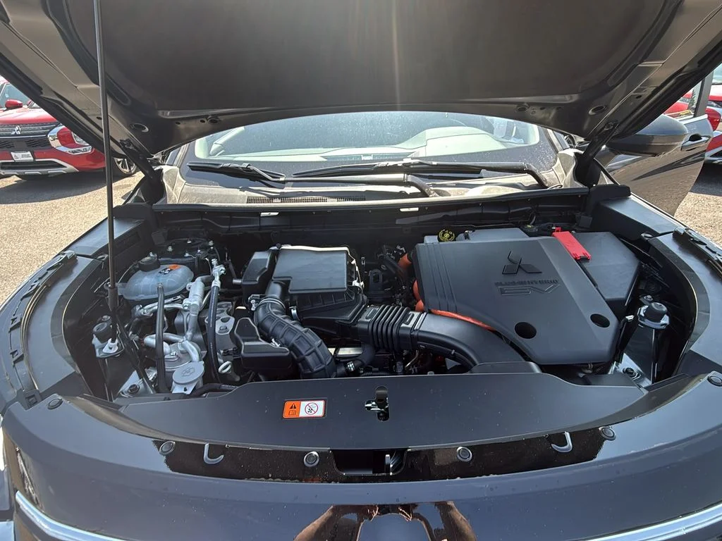 New 2026 Graphite Gray Mitsubishi SE S-AWC image 31