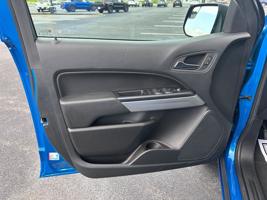 Used 2022 Blue Chevrolet LT image 12