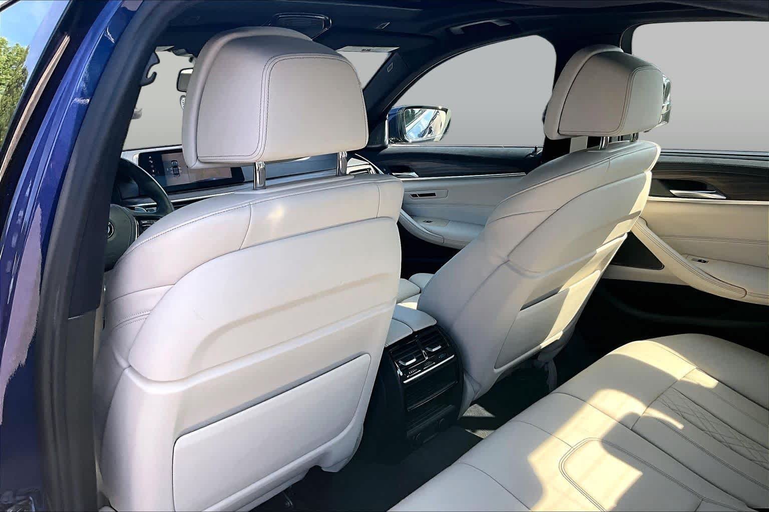 Used 2018 Mediterranean Blue Metallic BMW 530i image 22