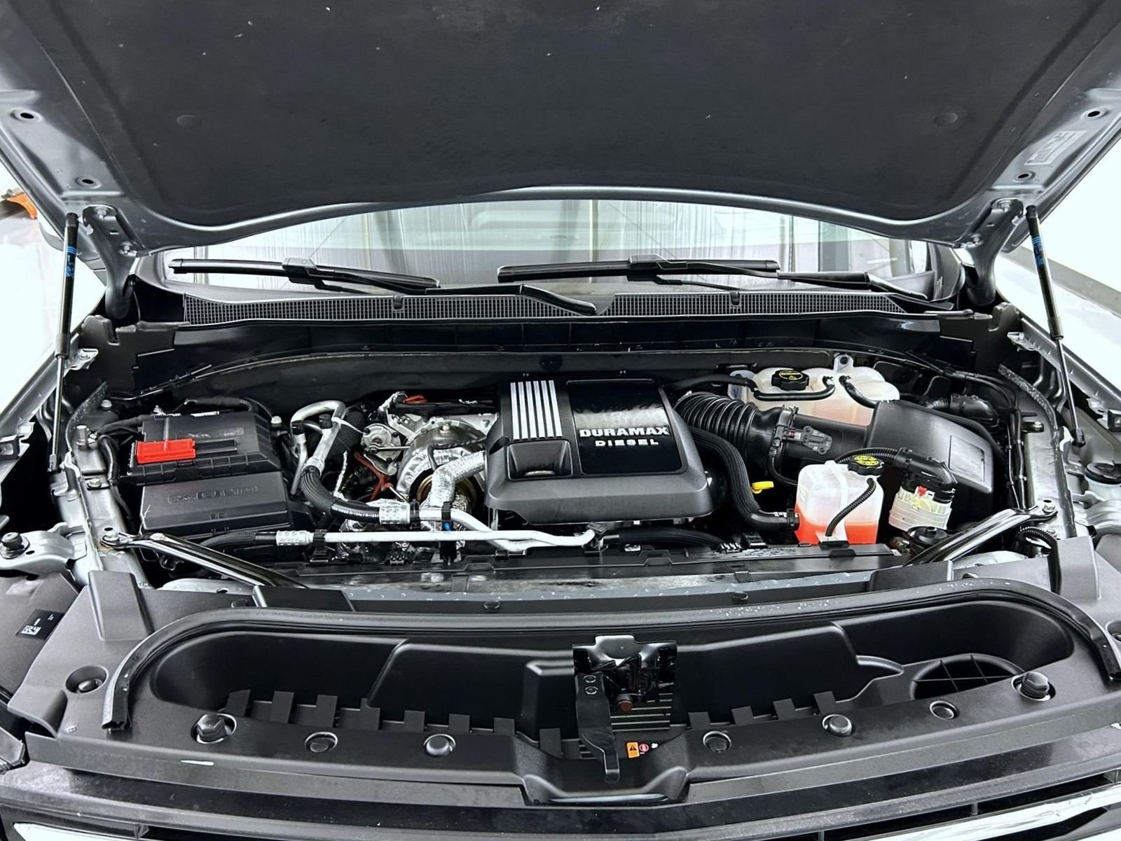 Used 2025 Gray Chevrolet Premier image 27