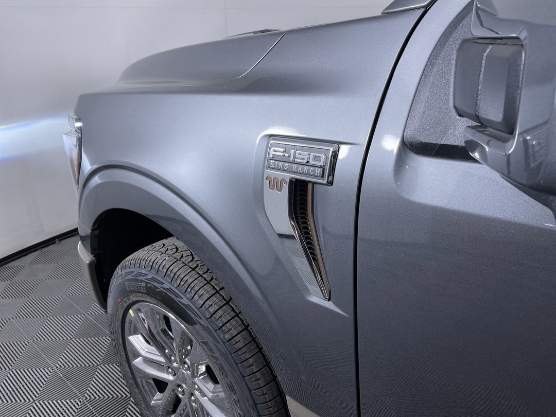 New 2026 Carbonized Gray Metallic Ford King Ranch image 27