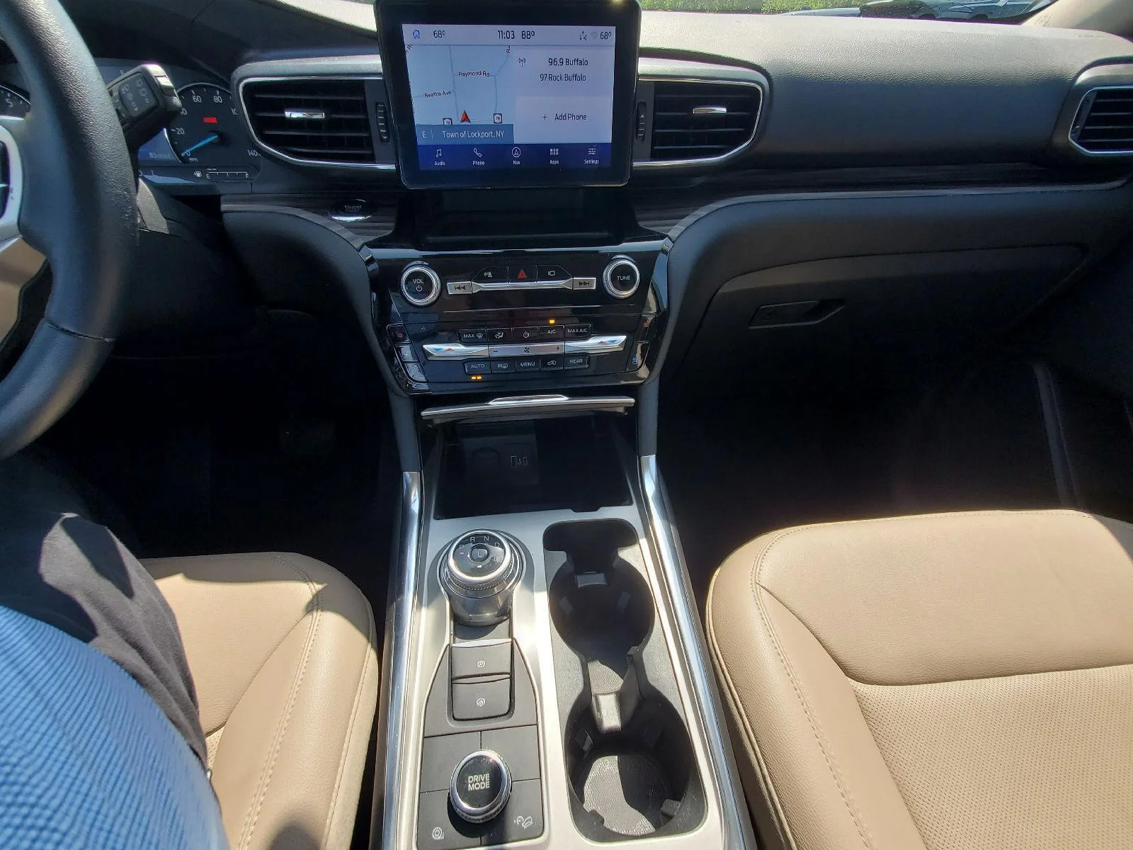 Used 2022 Star White Metallic Tri-Coat Ford Limited image 21