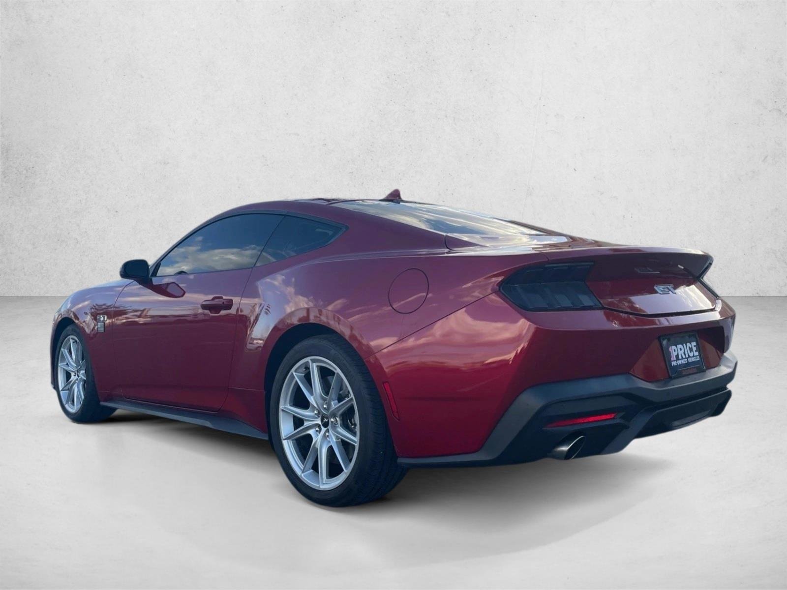 Used 2024 Rapid Red Metallic Tinted Clearcoat Ford GT Premium image 8
