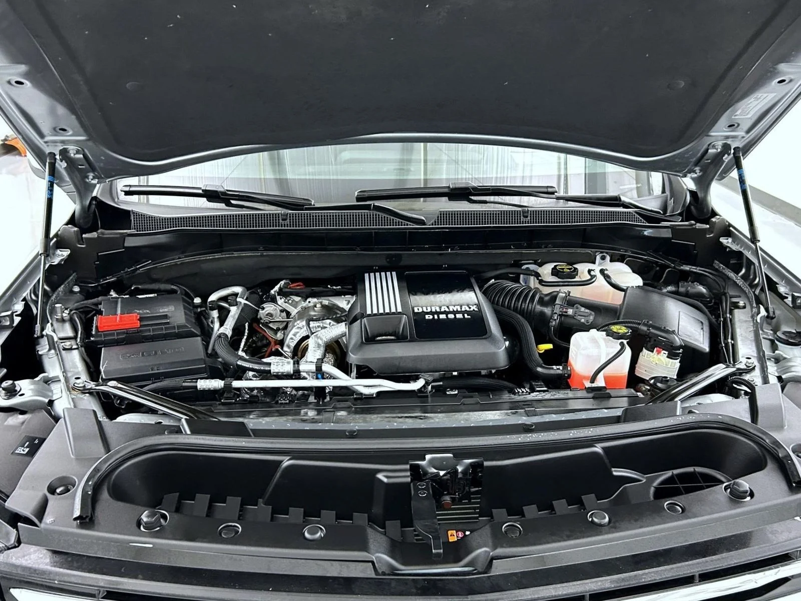 Used 2025 Gray Chevrolet Premier image 27