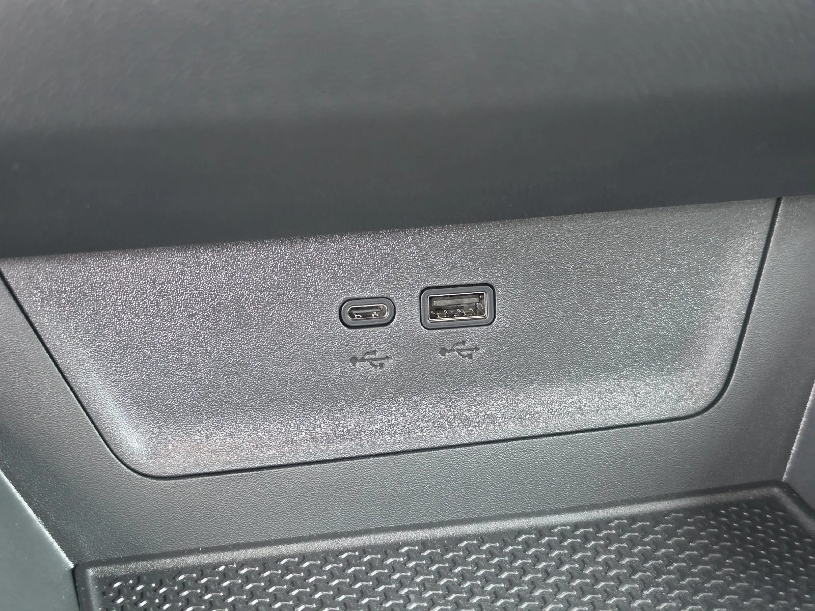 Used 2026 Gray Chevrolet LT image 29