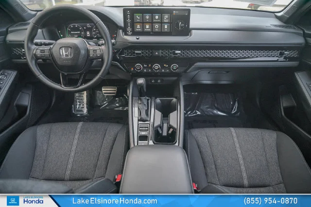 Used 2024 Platinum White Pearl Honda Sport image 19