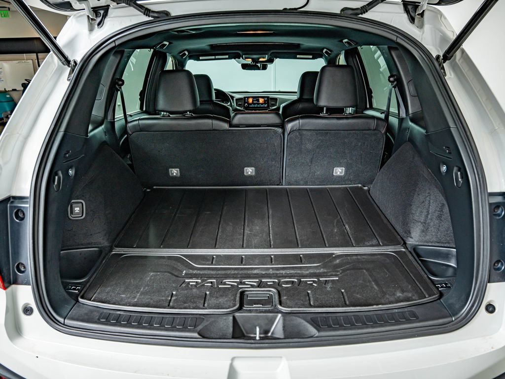 Used 2024 Platinum White Pearl Honda Black Edition image 38