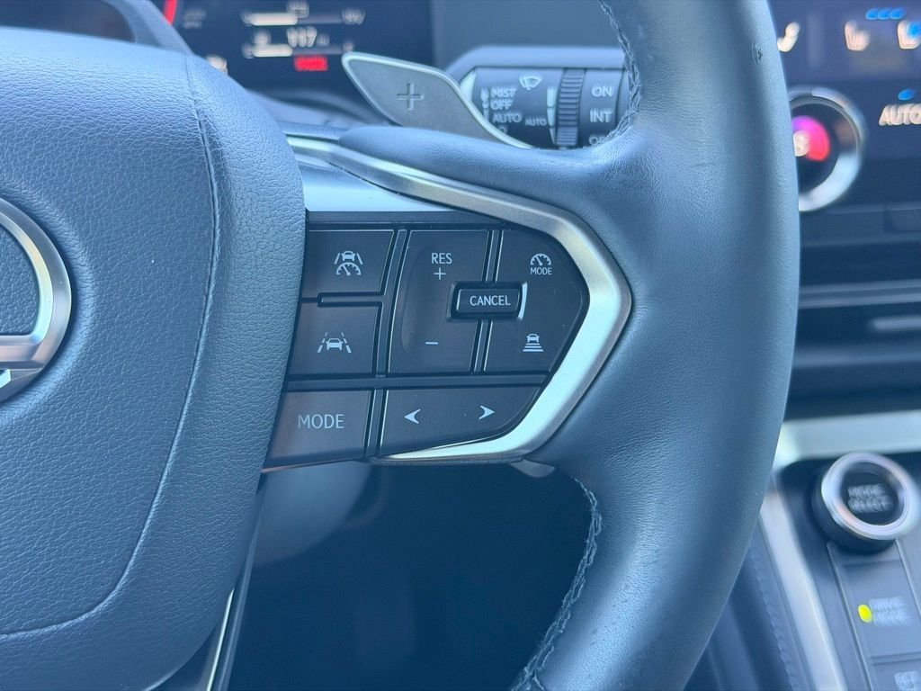 Used 2024  Lexus 550 Premium+ image 32