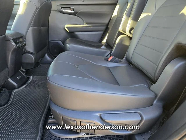 Used 2024 Silver Toyota XLE image 12