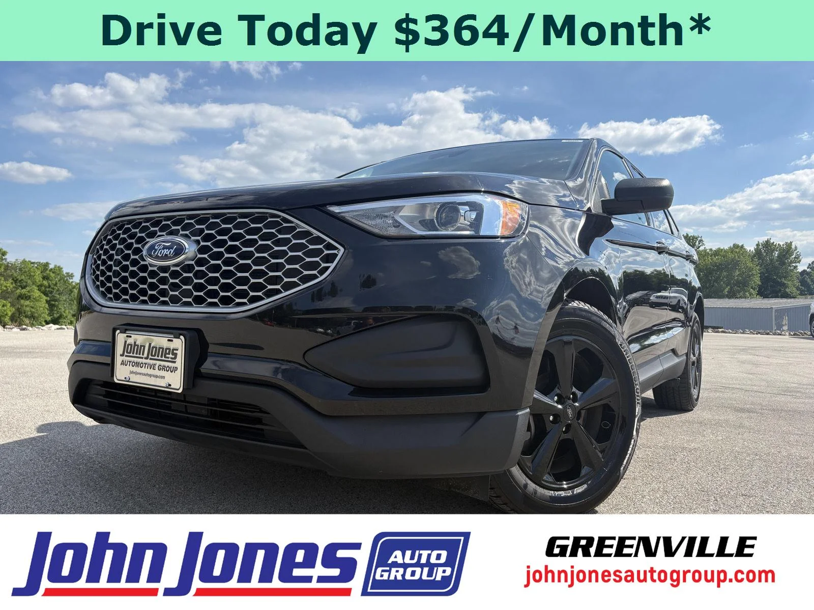 Used 2023 Agate Black Metallic Ford SE image 1