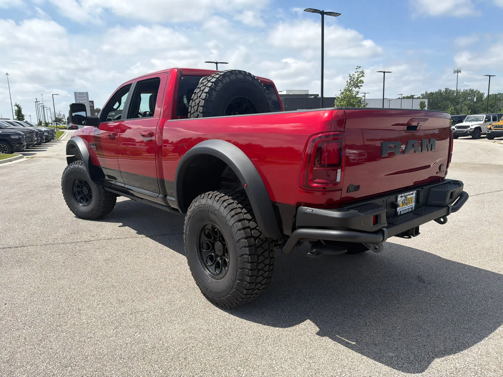 New 2026 Molten Red Pearl-Coat Exterior Paint RAM Laramie image 6