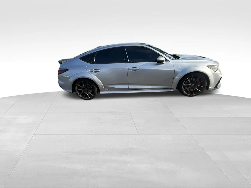 Used 2025  Acura Type S image 4