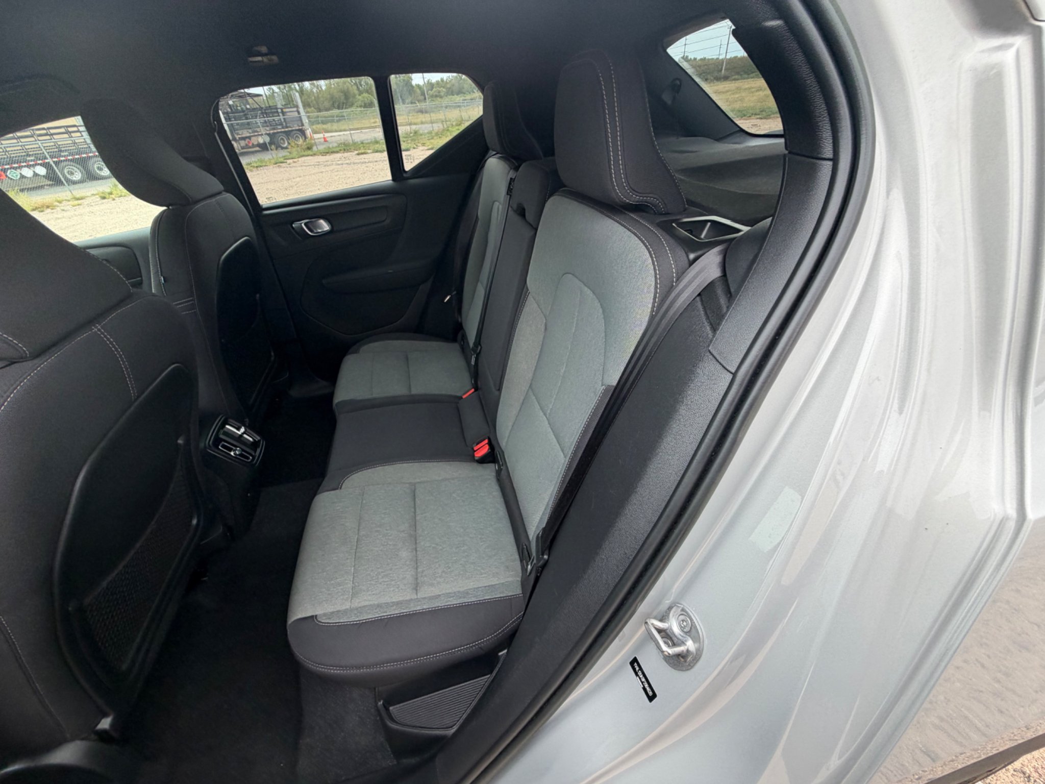 Used 2023 Thunder Grey Metallic Volvo Core image 11