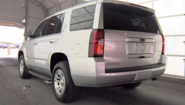 Used 2018 Silver Chevrolet LT image 4