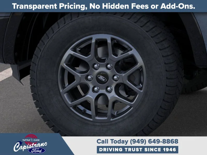 New 2025 Azure Gray Metallic Tri-coat Ford XLT image 19