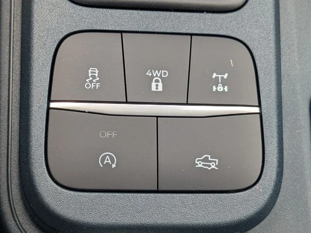 New 2026 White Ford Tremor image 21