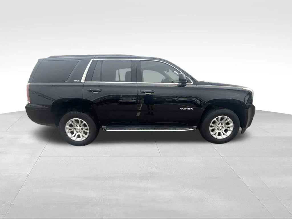 Used 2017 Black GMC SLT image 7