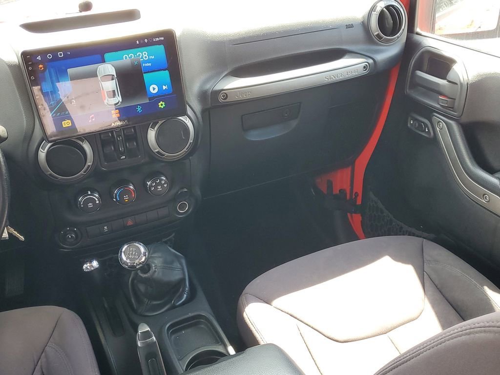 2013 Jeep Wrangler Unlimited Sport - Photo 14
