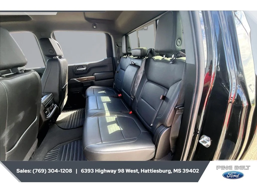 Used 2021 BLACK Chevrolet RST image 20