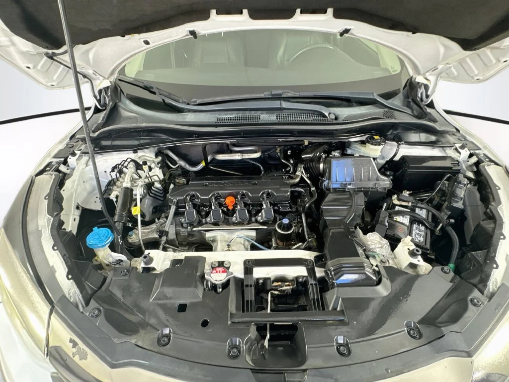 Certified Used 2019 Platinum White Pearl Honda EX-L image 41