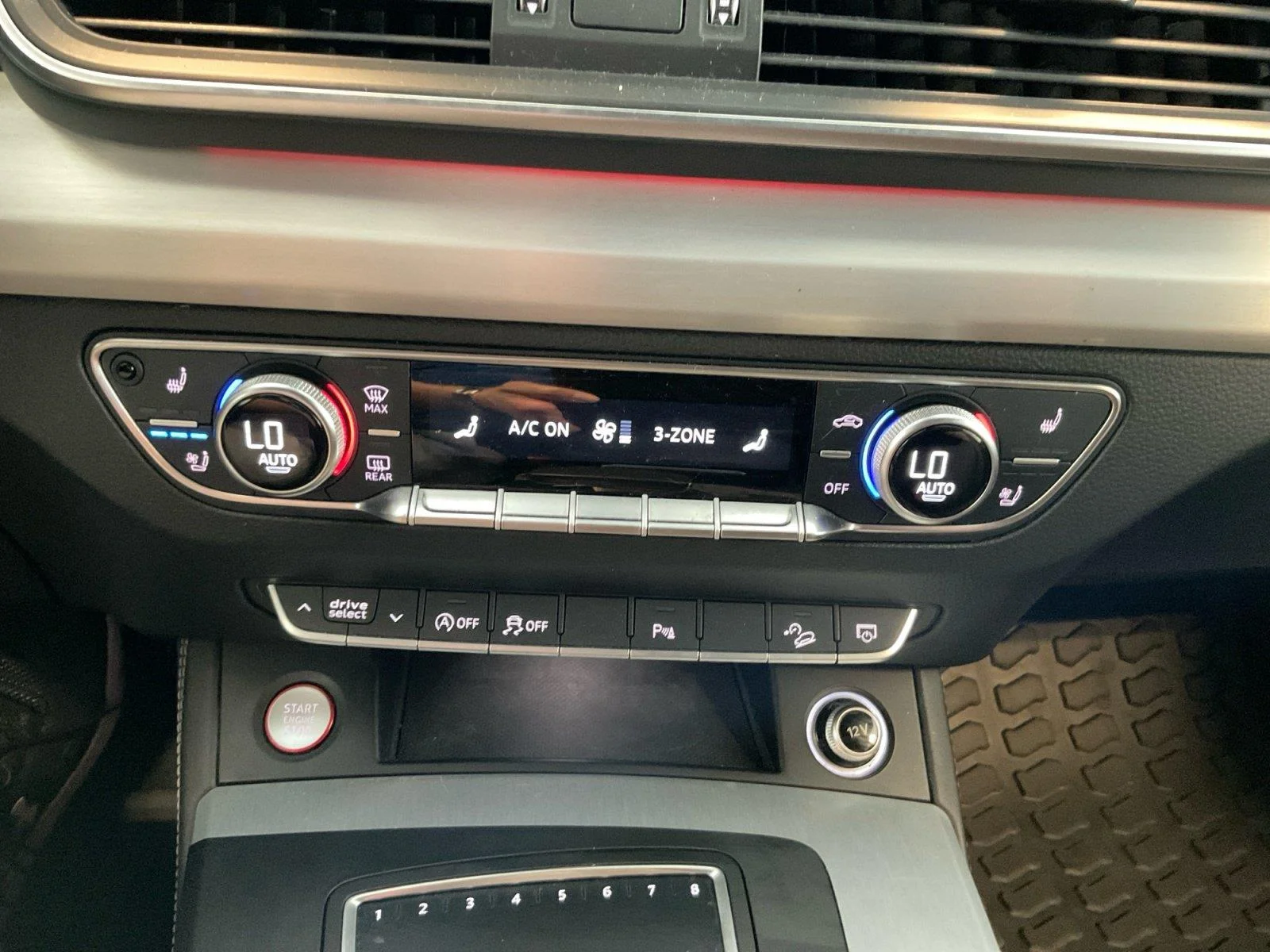 Used 2018 Daytona Gray Pearl Effect Audi Prestige image 21
