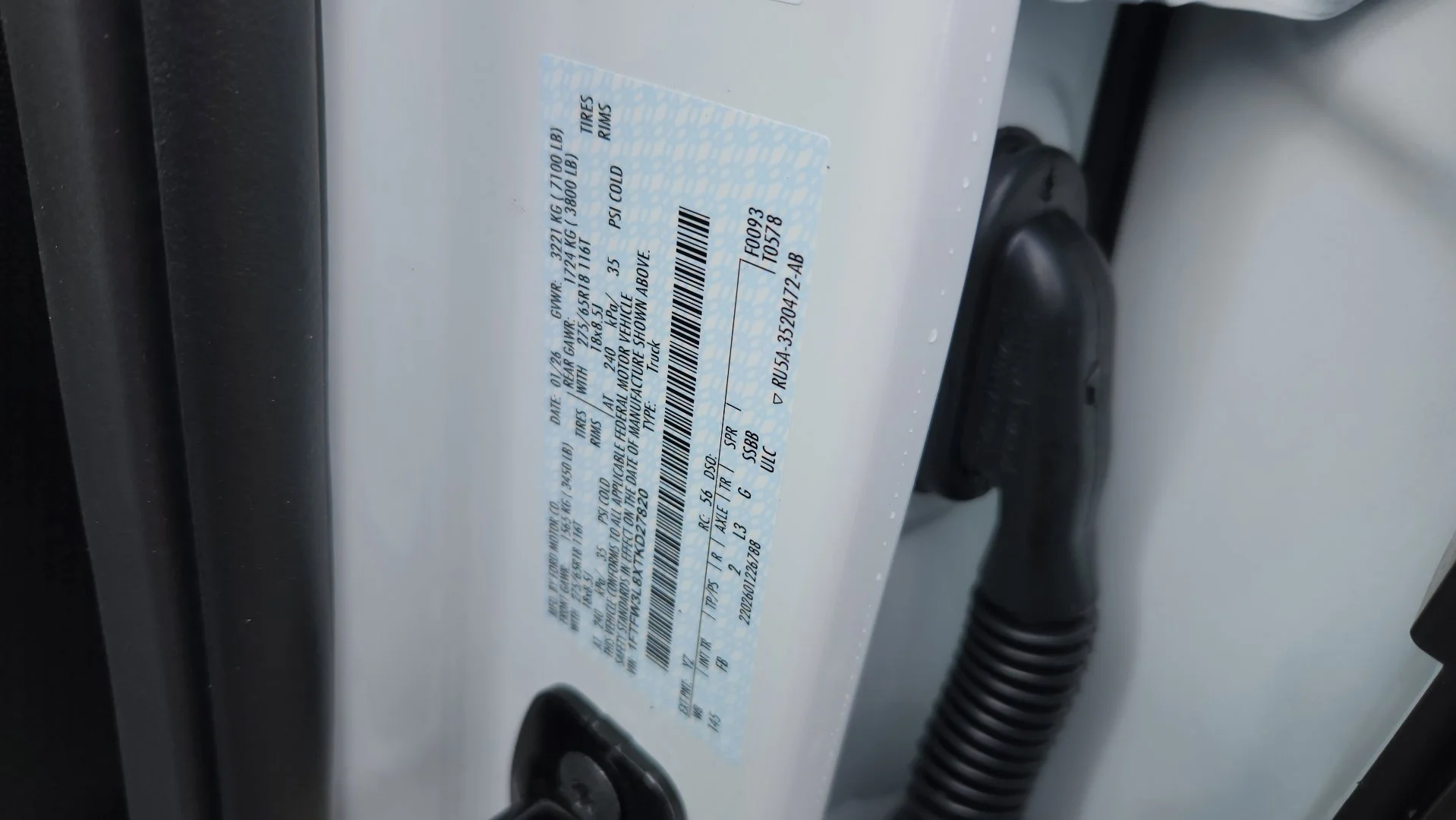 New 2026 Oxford White Ford XLT image 22