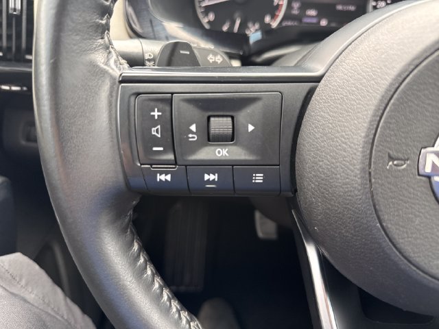 Used 2024 Blue Nissan SV image 30