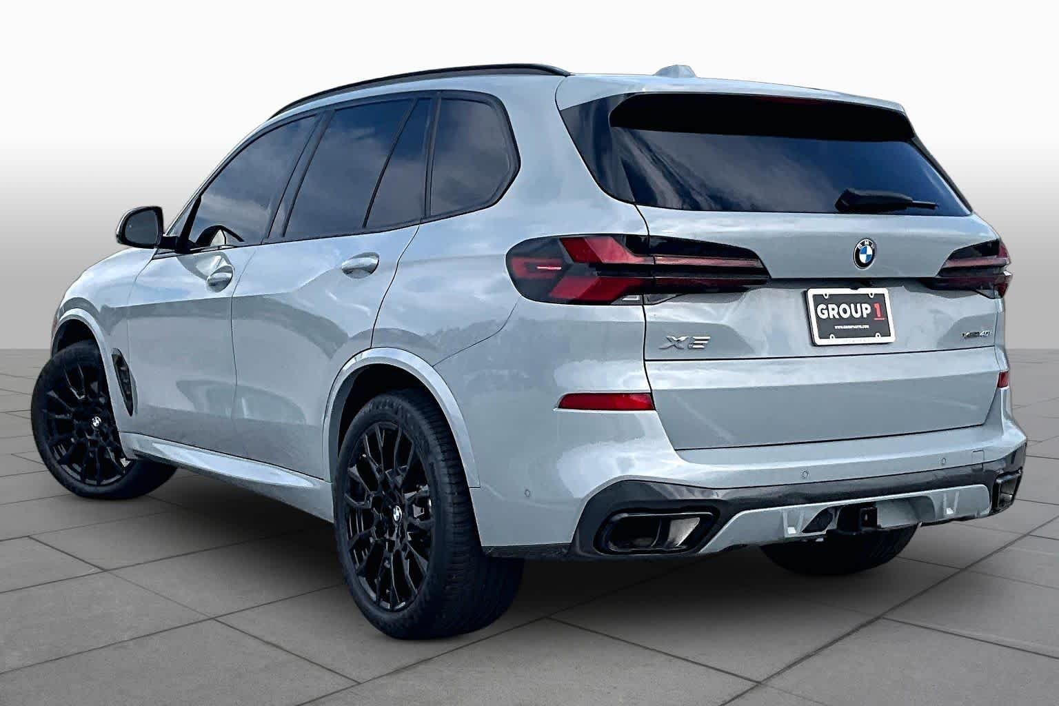 Used 2024 Brooklyn Grey Metallic BMW xDrive40i image 16
