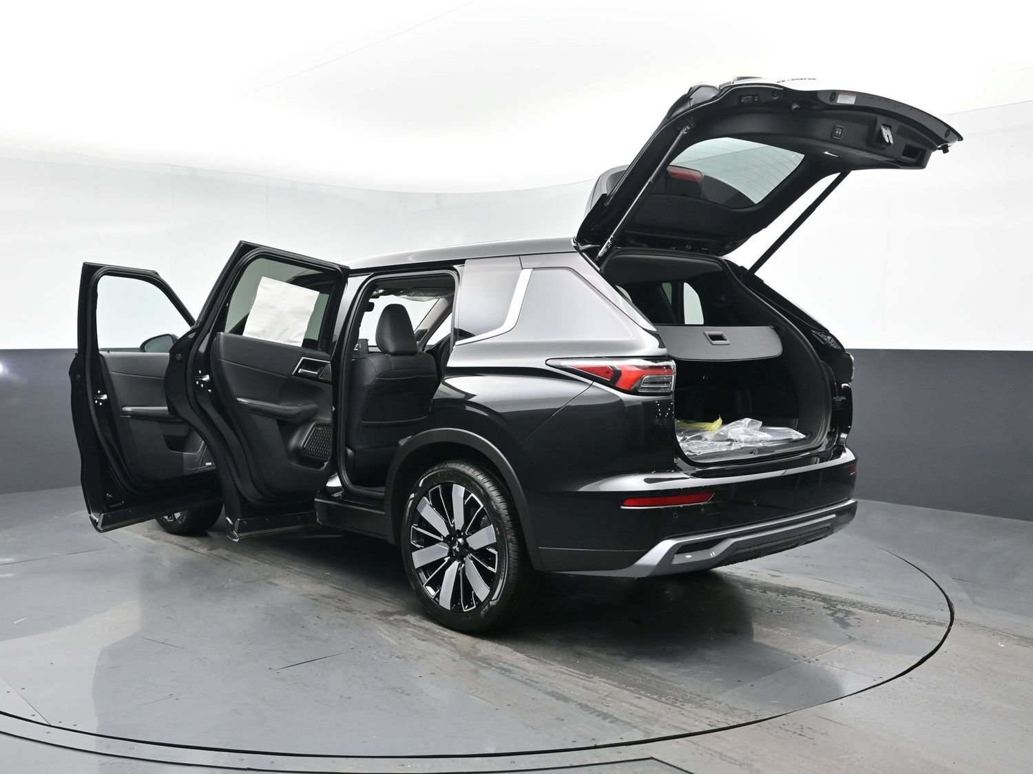 New 2026 Black Mitsubishi SE 1.5T 2WD image 30