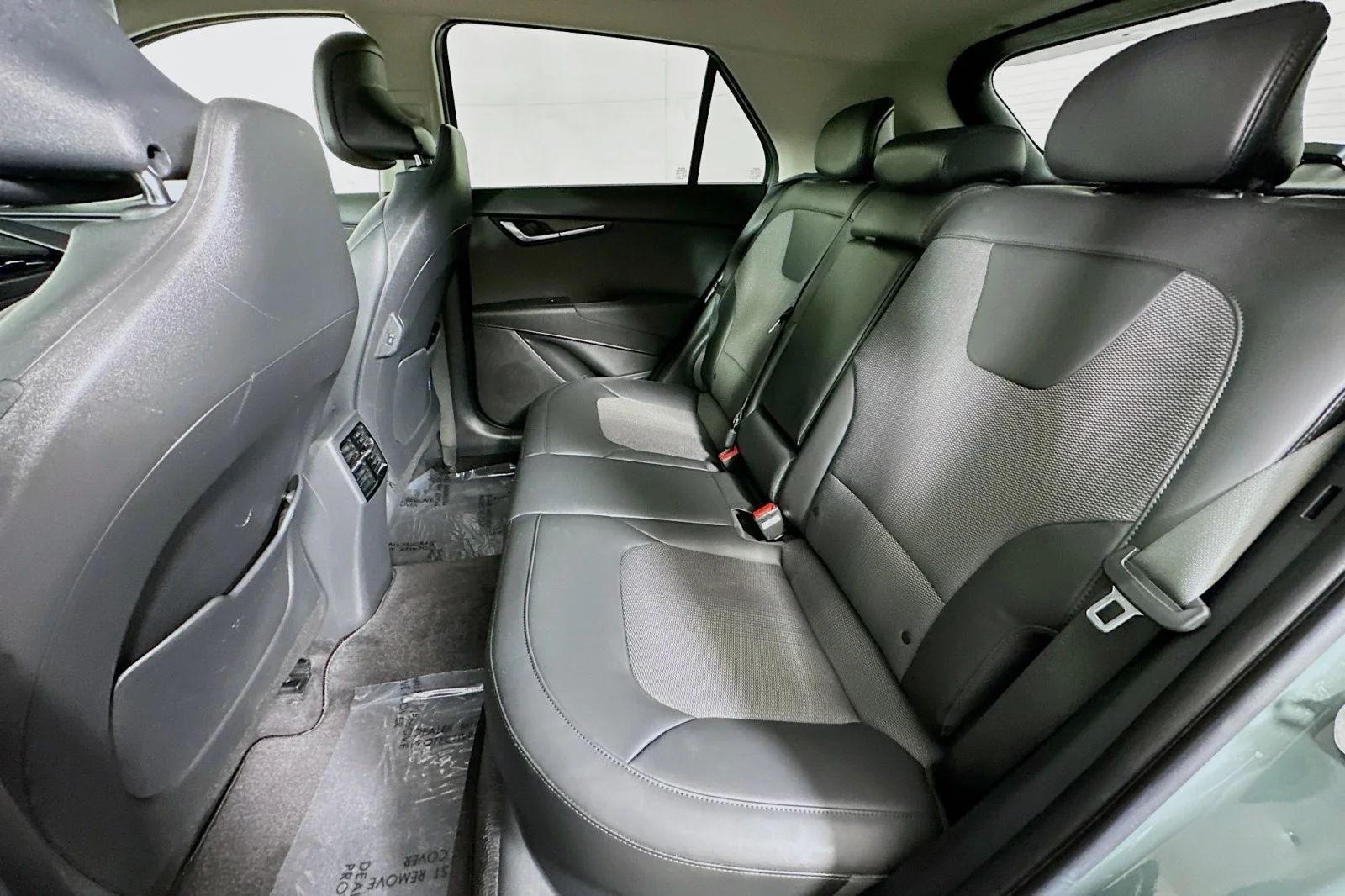 Used 2023 Cityscape Green Kia EX image 9